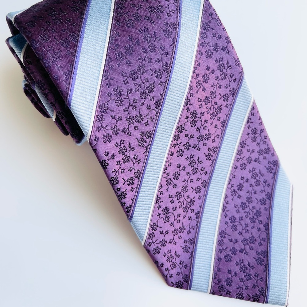 Geoffrey Beene Silk Necktie
